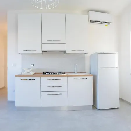 Bilocali Sul Mare Le Orchidee Lido Marini