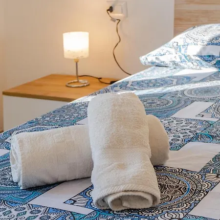 Apartment Bilocali Sul Mare Le Orchidee *