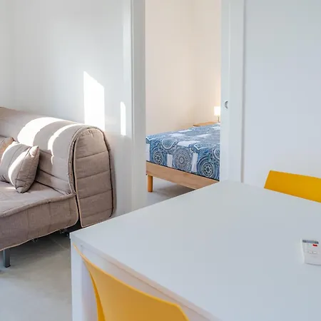 Apartment Bilocali Sul Mare Le Orchidee Lido Marini